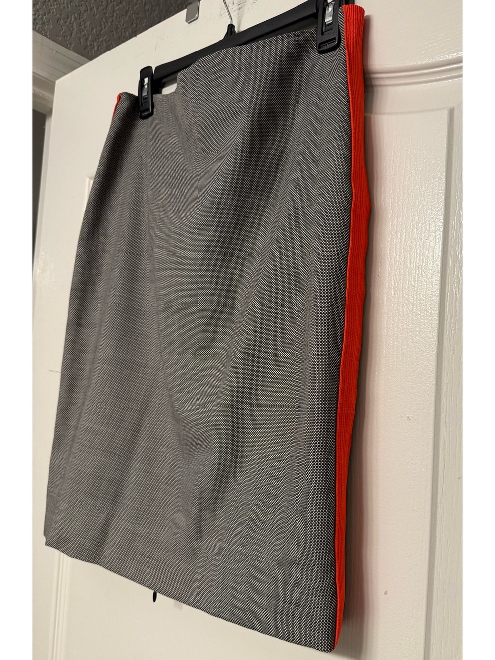 Carlisle New York Wool Pencil Skirt Size 6 Gray Red Orange Side Stripe Career